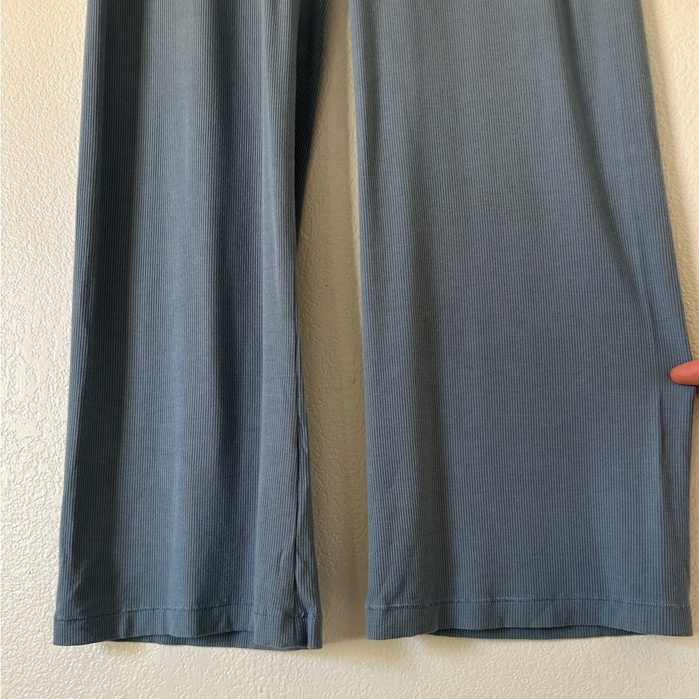 SKIMS Wide Leg Lounge Pants in Gray and Teal Blue - Picture 5 of 15
